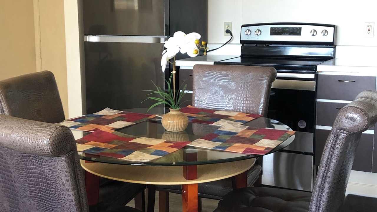 Photo of Kitchen in Waikiki