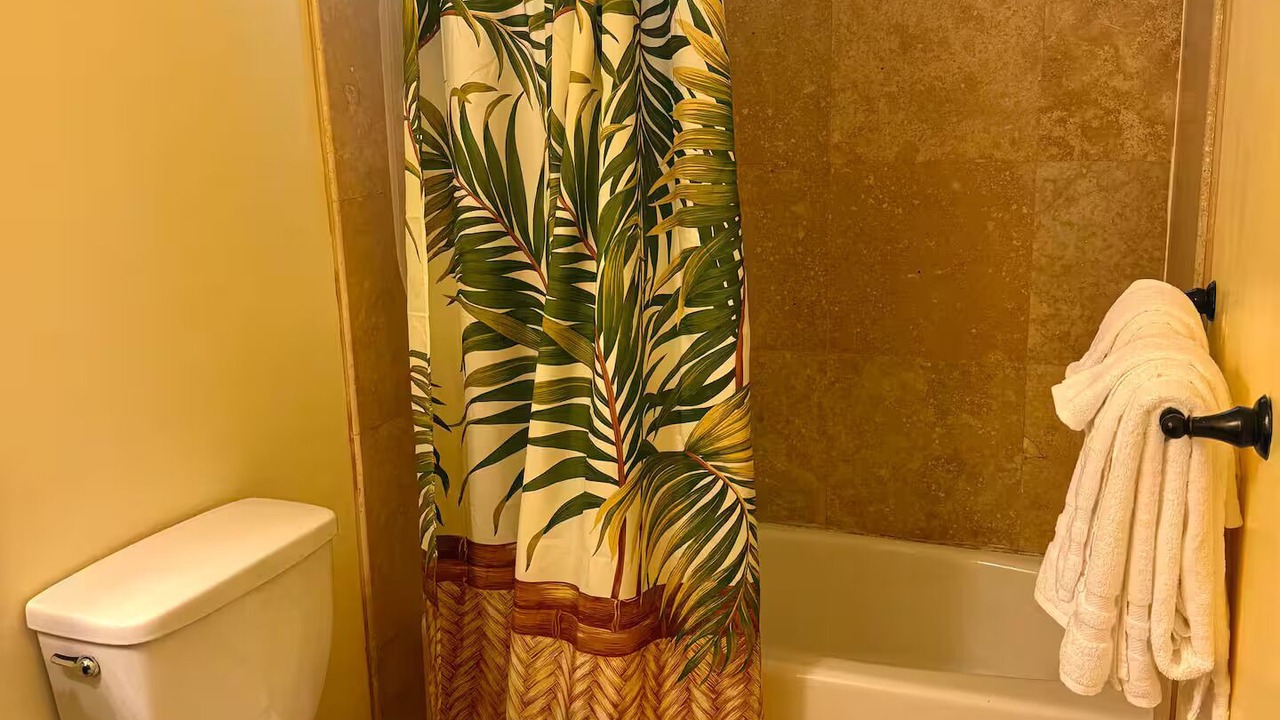 Photo of Bathroom in Hakalau