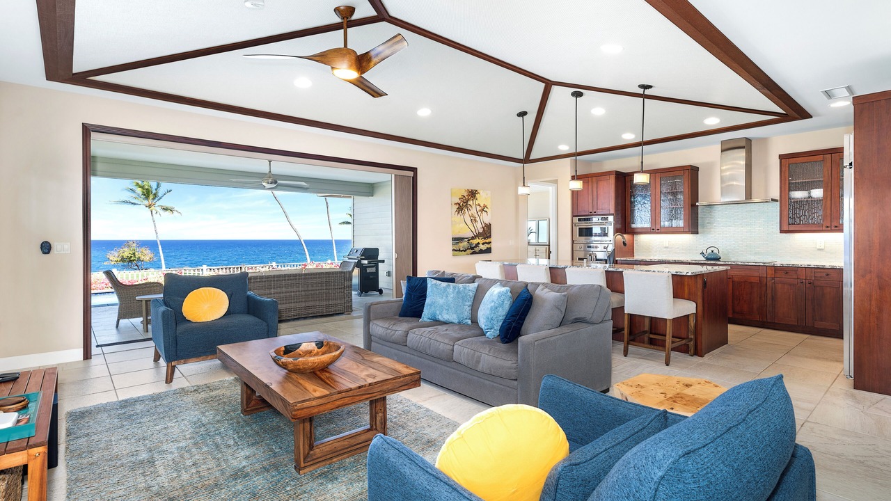 Photo of Livingroom in Keauhou