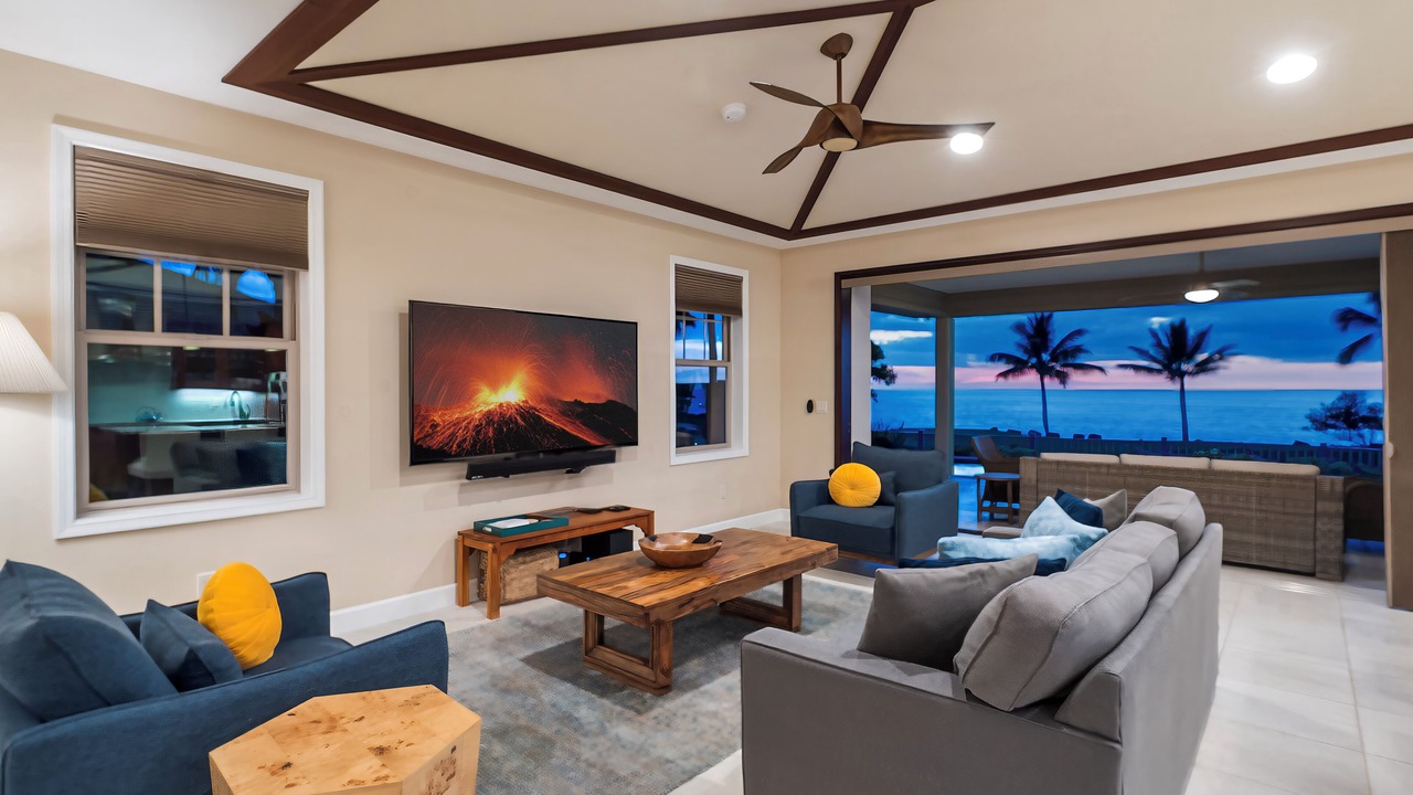Photo of Livingroom in Keauhou