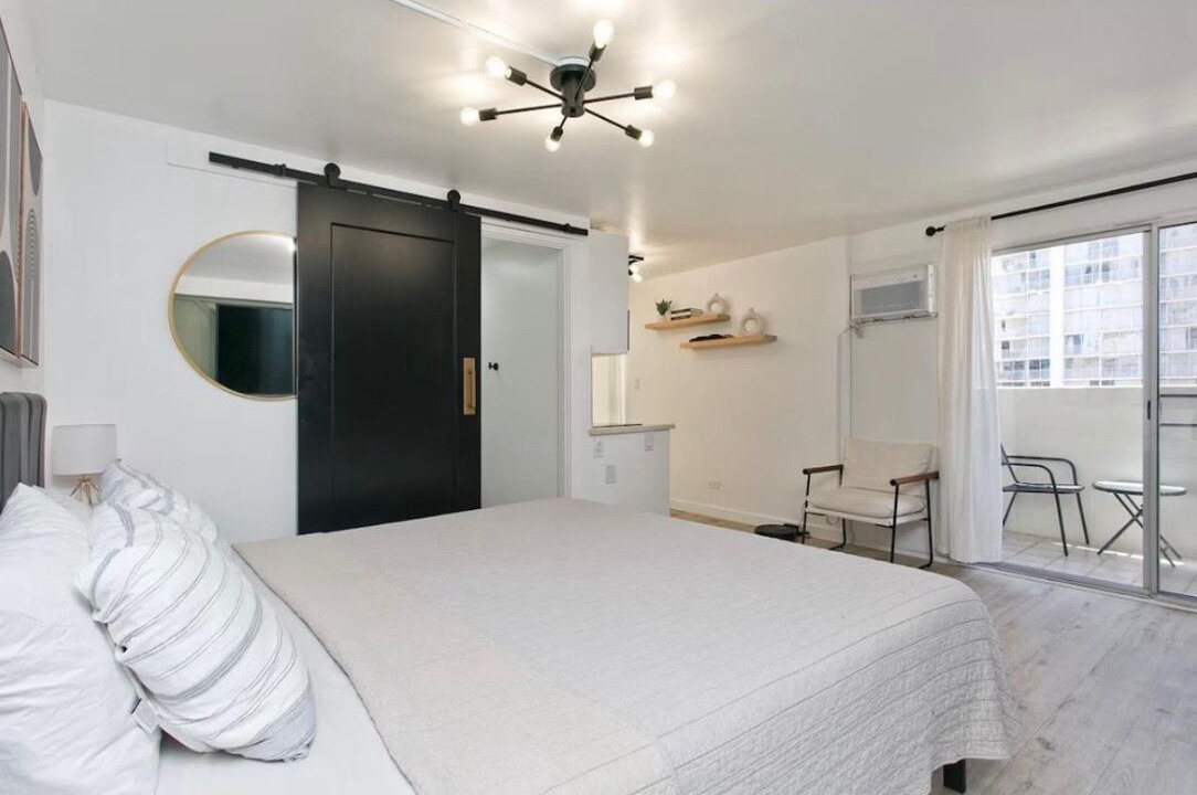 Photo of Bedroom in Waikiki