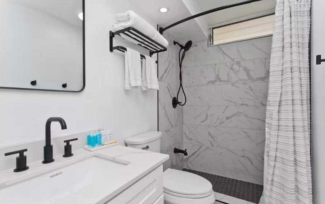 Photo of Bathroom in Waikiki