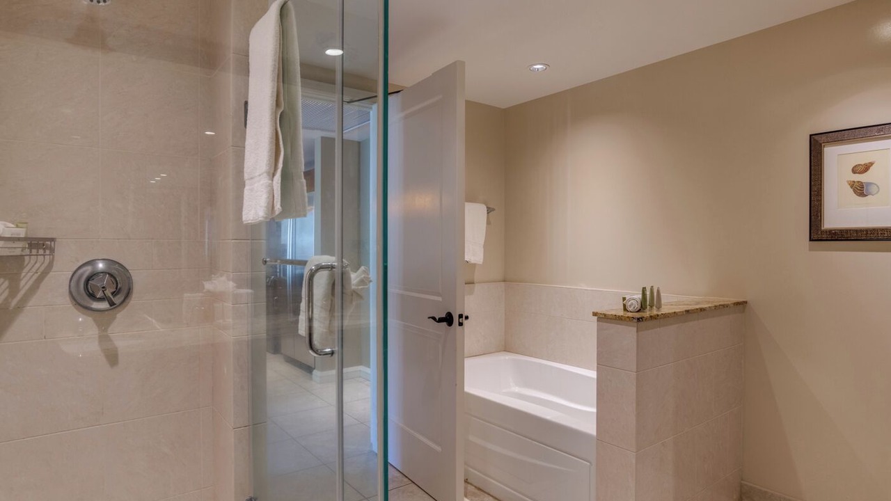 Photo of Bathroom in Honokowai