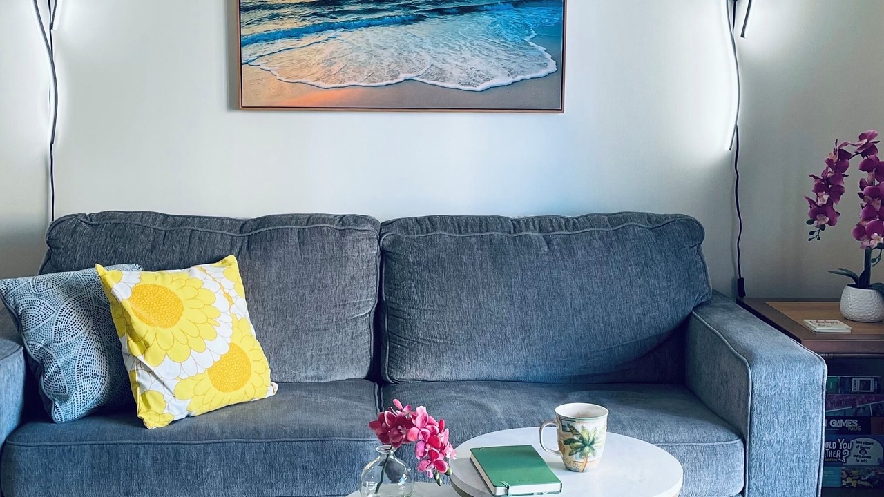 Photo of Livingroom in Waikiki