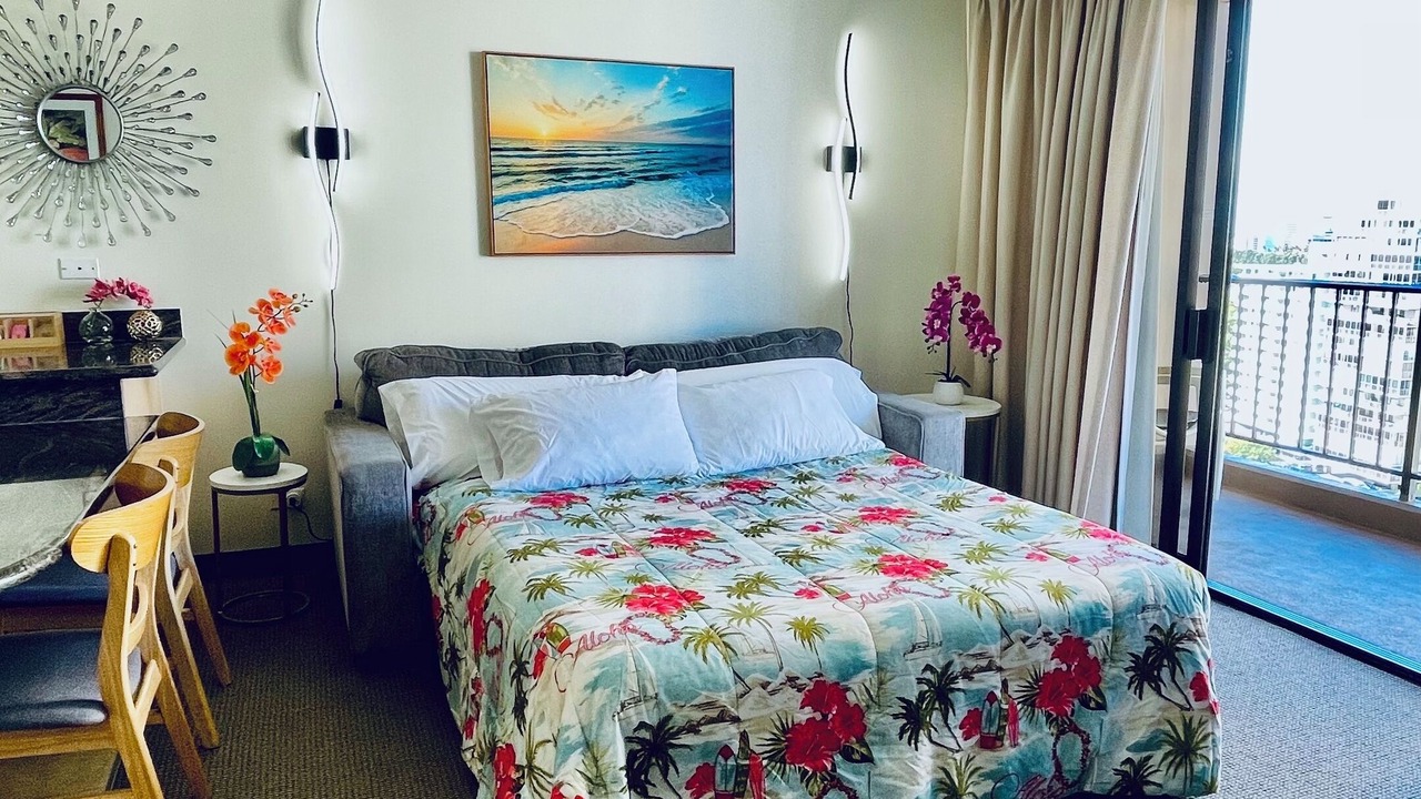 Photo of Bedroom in Waikiki