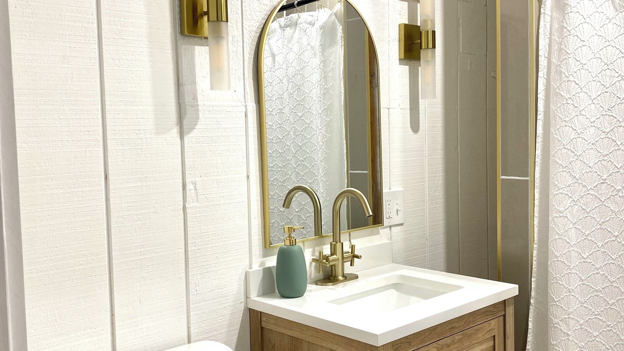 Photo of Bathroom in Coconut Grove