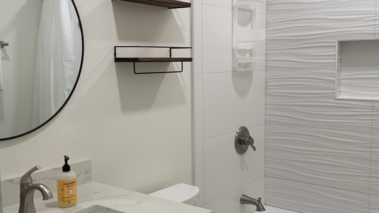 Photo of Bathroom in Kahuku