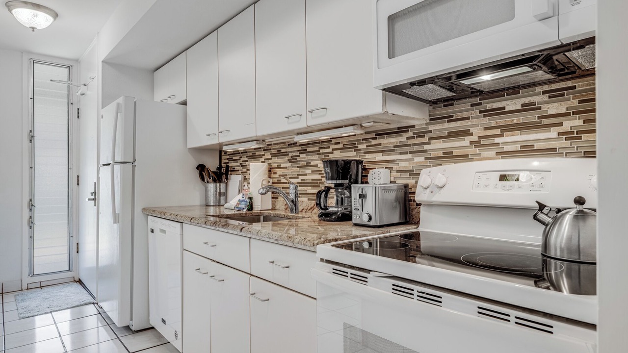 Photo of Kitchen in Kaanapali