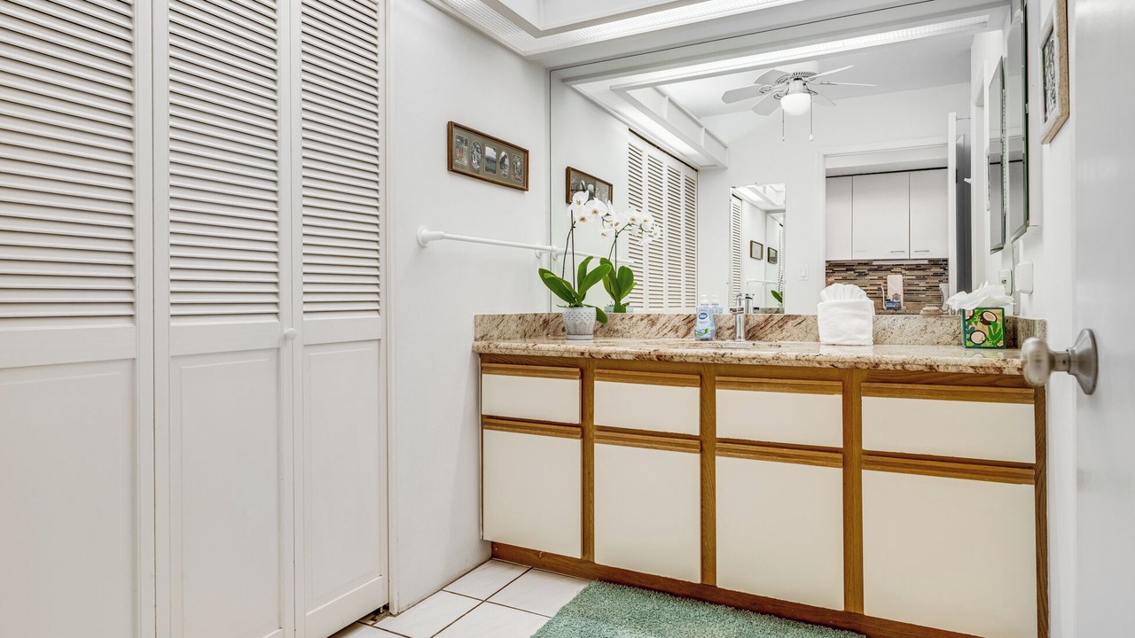 Photo of Bathroom in Kaanapali