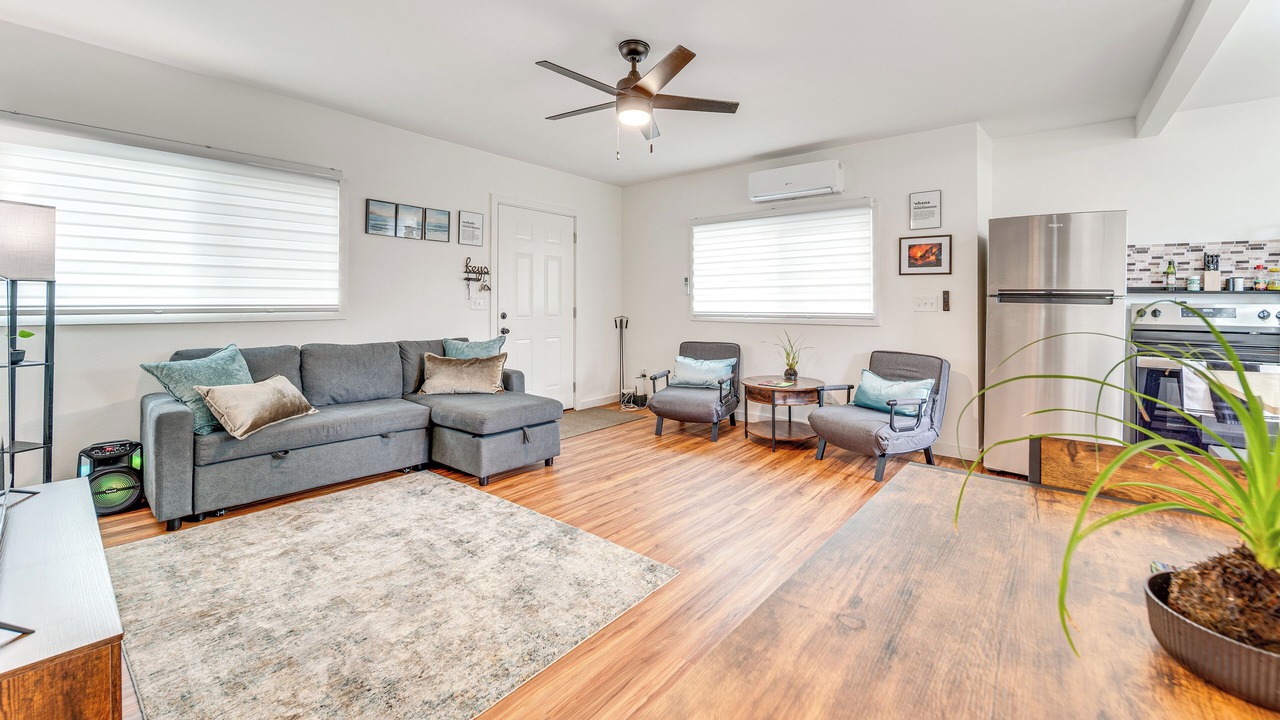 Photo of Livingroom in Hilo