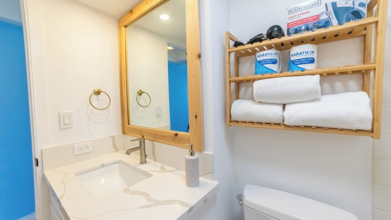Photo of Bathroom in Waikiki