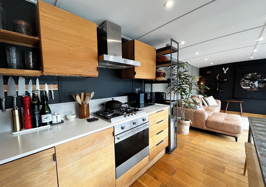 Photo of Kitchen in London Borough of Hounslow