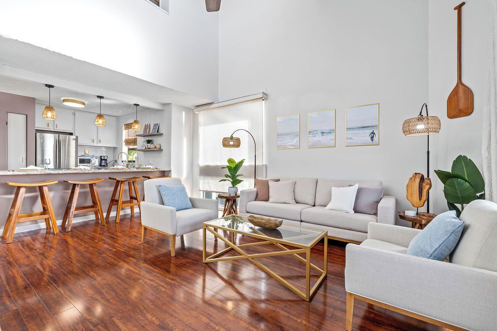 Photo of Livingroom in Historic Kailua Village