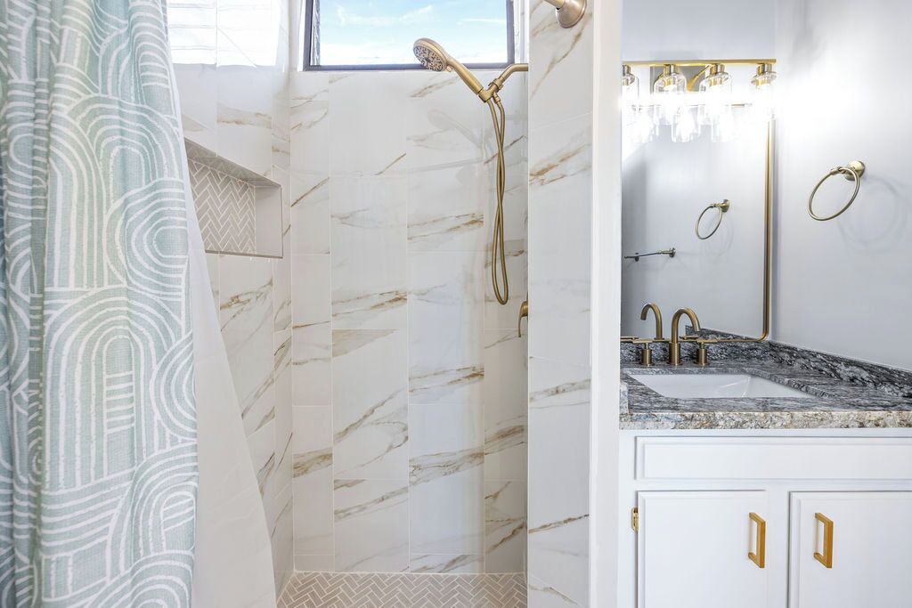 Photo of Bathroom in Historic Kailua Village
