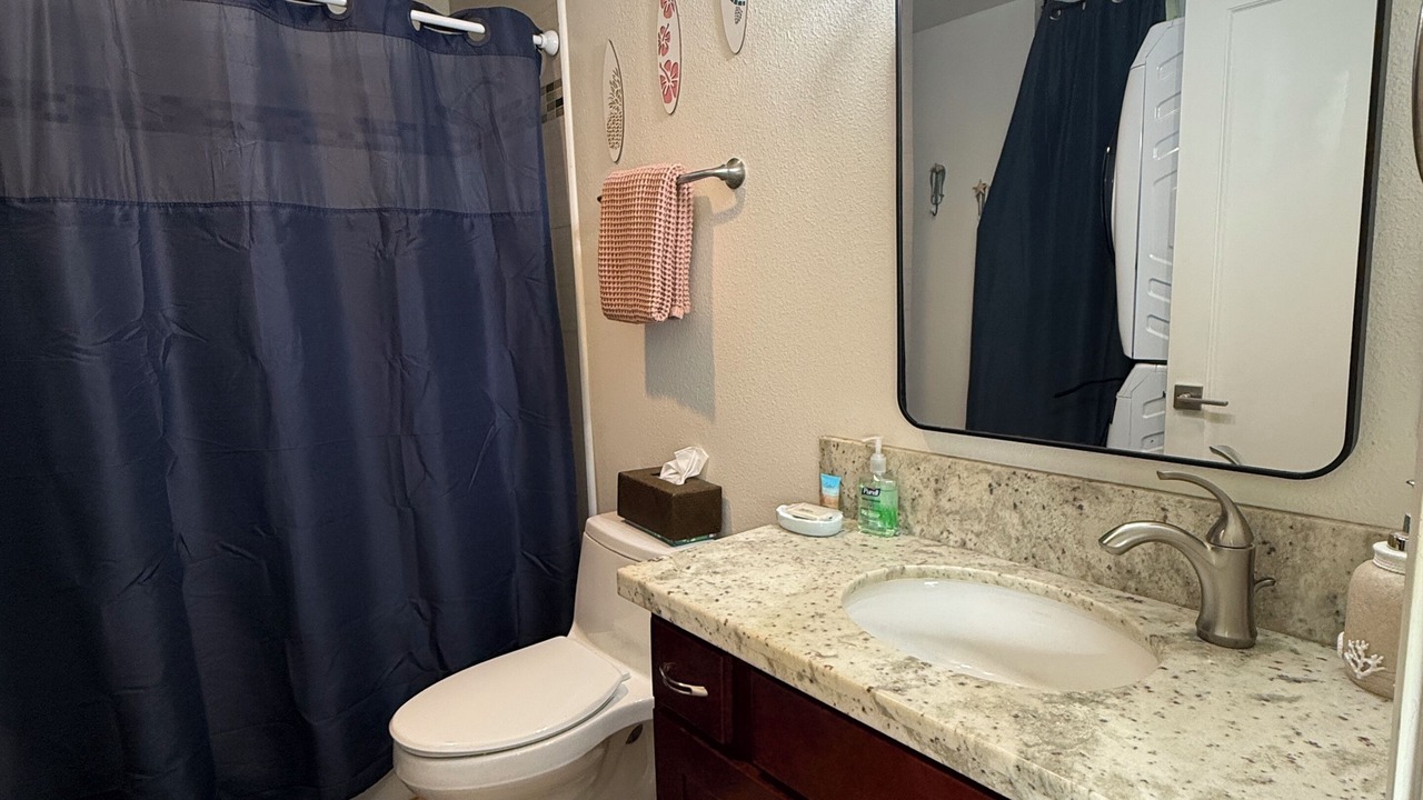Photo of Bathroom in Wailua