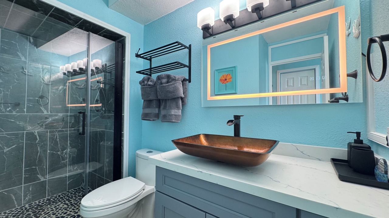 Photo of Bathroom in Makaha
