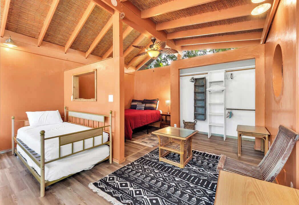 Photo of Bedroom in Kahaluu Bay