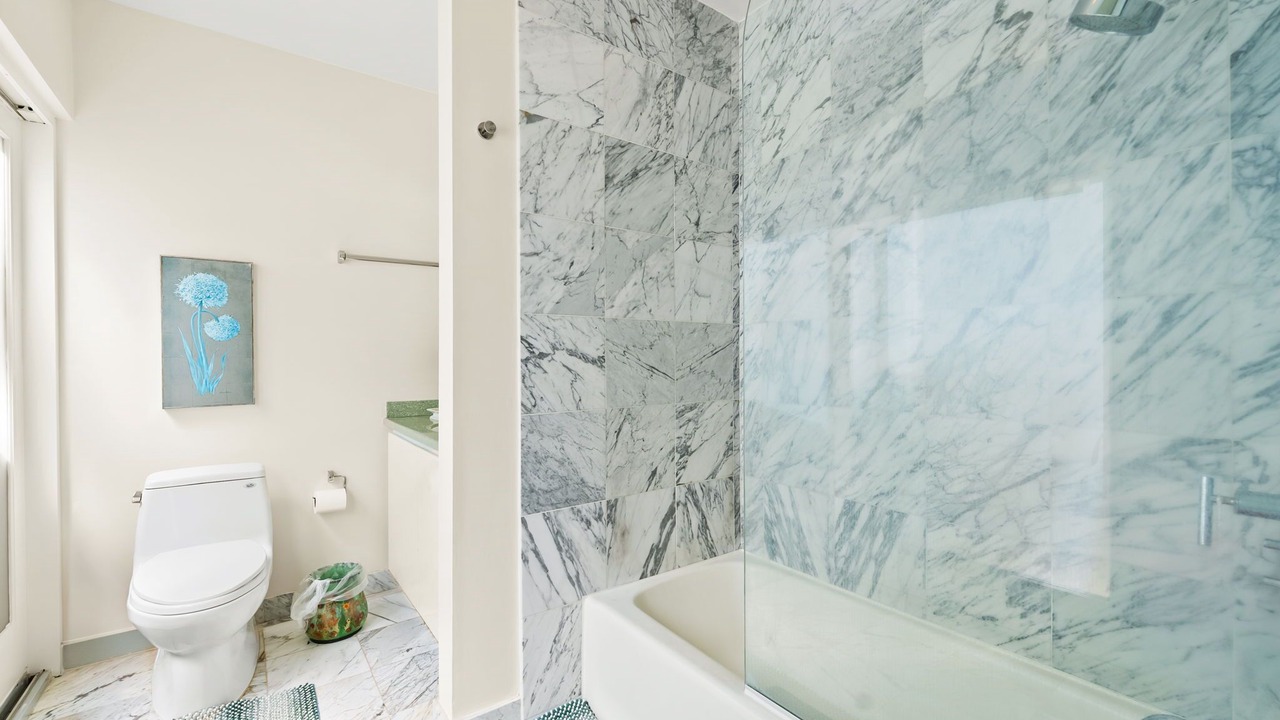 Photo of Bathroom in Kahala