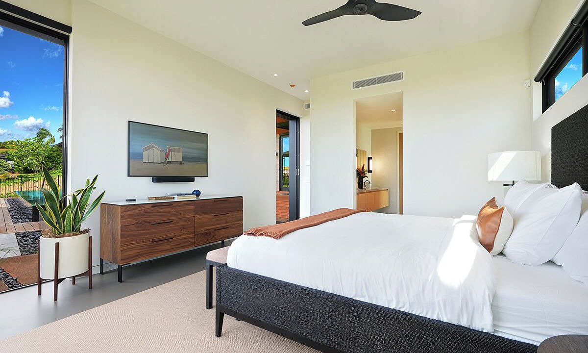 Photo of Bedroom in Poipu