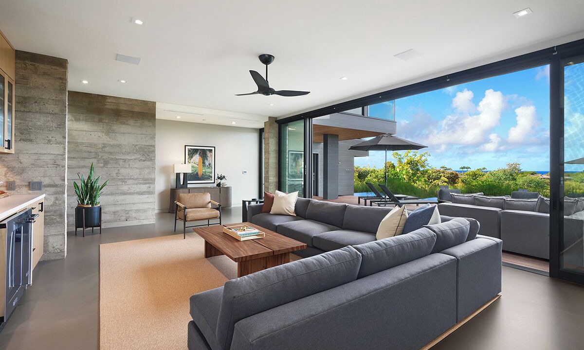 Photo of Livingroom in Poipu
