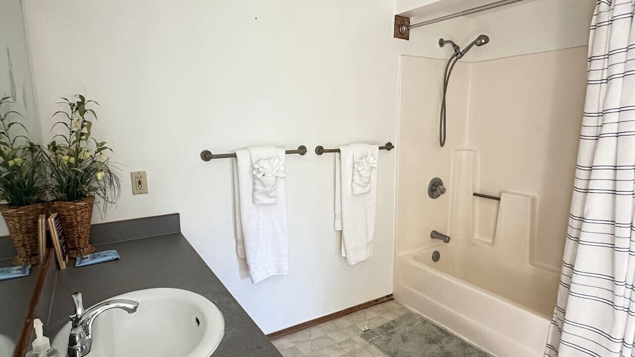 Photo of Bathroom in Kapoho
