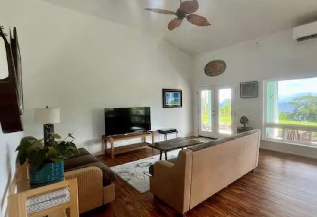 Photo of Livingroom in Papaikou