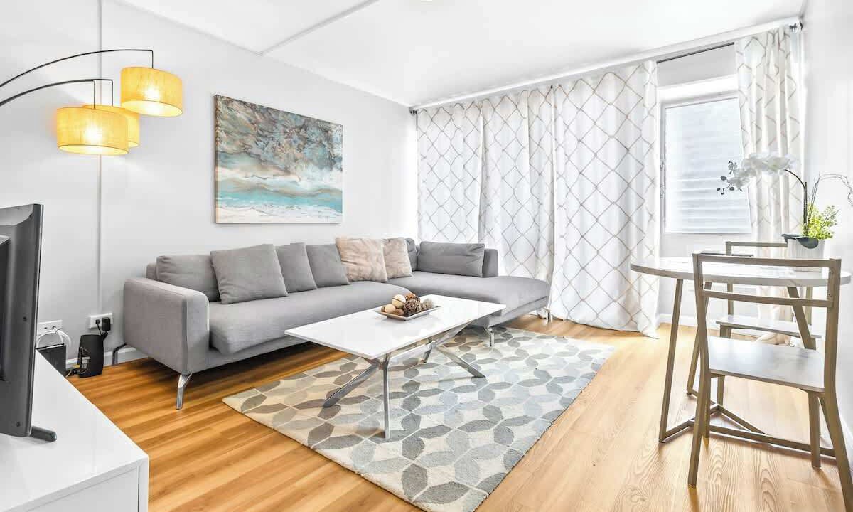 Photo of Livingroom in Ala Moana