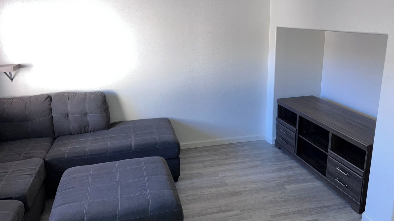 Photo of Livingroom in Ewa