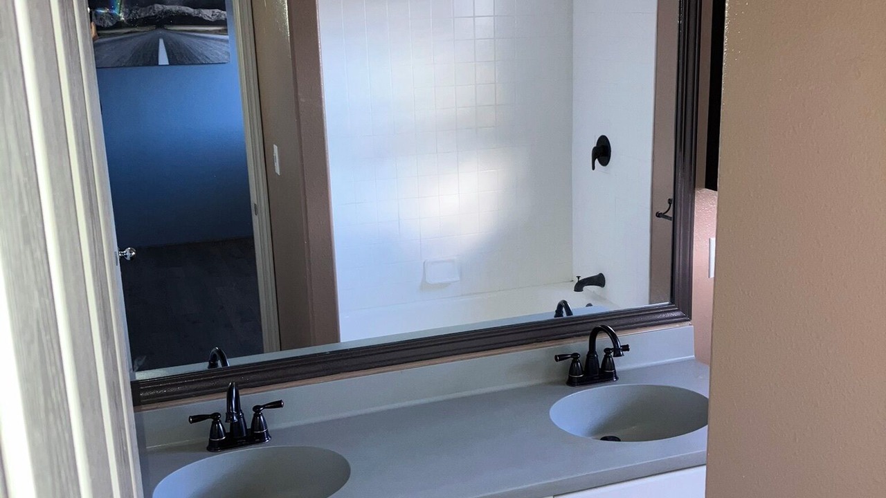 Photo of Bathroom in Ewa