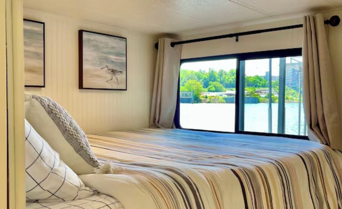 Photo of Bedroom in Downtown Knoxville