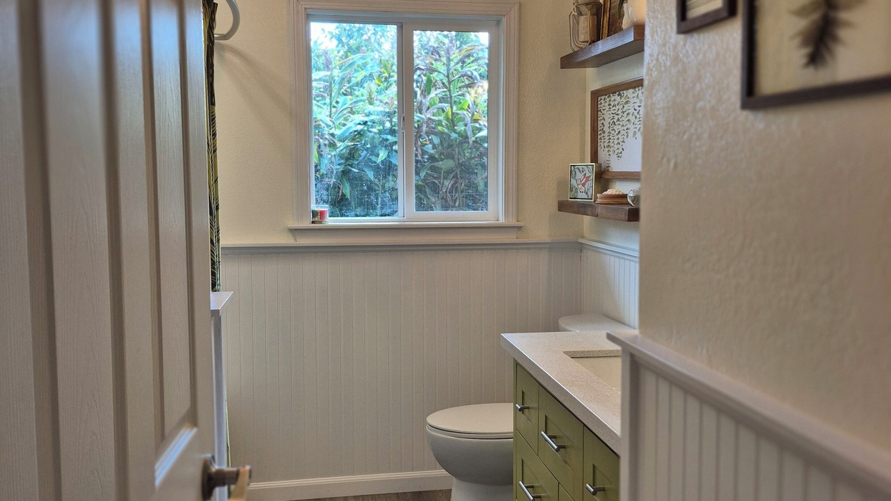 Photo of Bathroom in Volcano