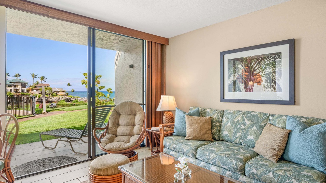 Photo of Livingroom in Napili
