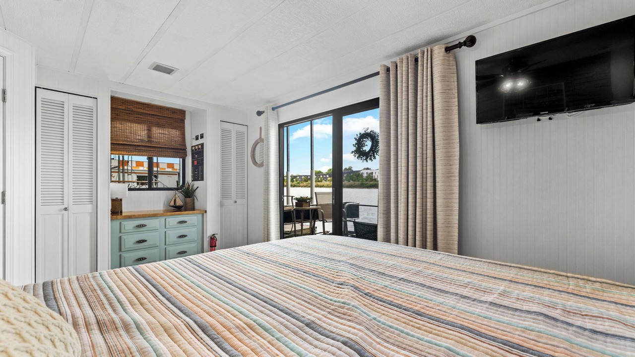 Photo of Bedroom in Downtown Knoxville