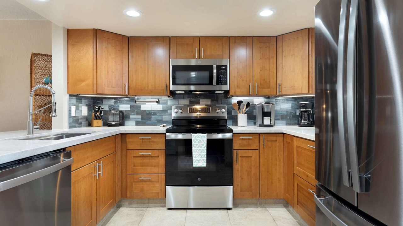 Photo of Kitchen in Kahaluu Bay