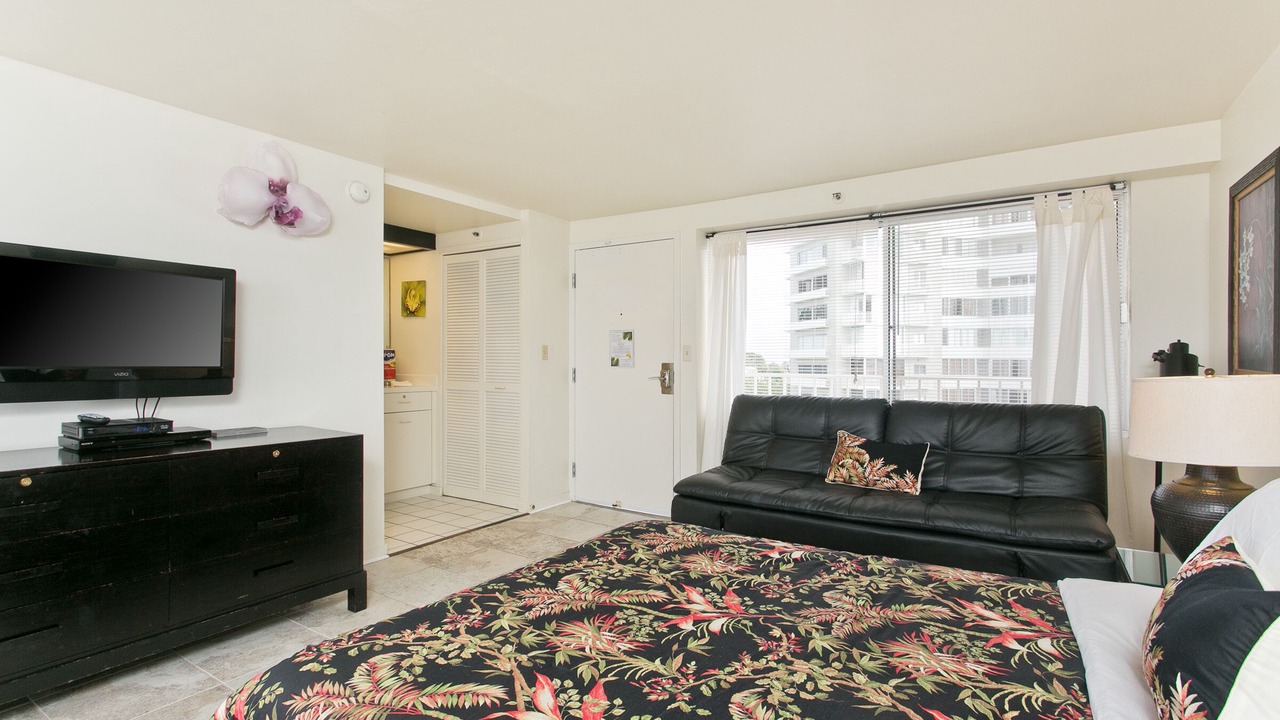 Photo of Bedroom in Diamond Head - Kapahulu - St. Louis