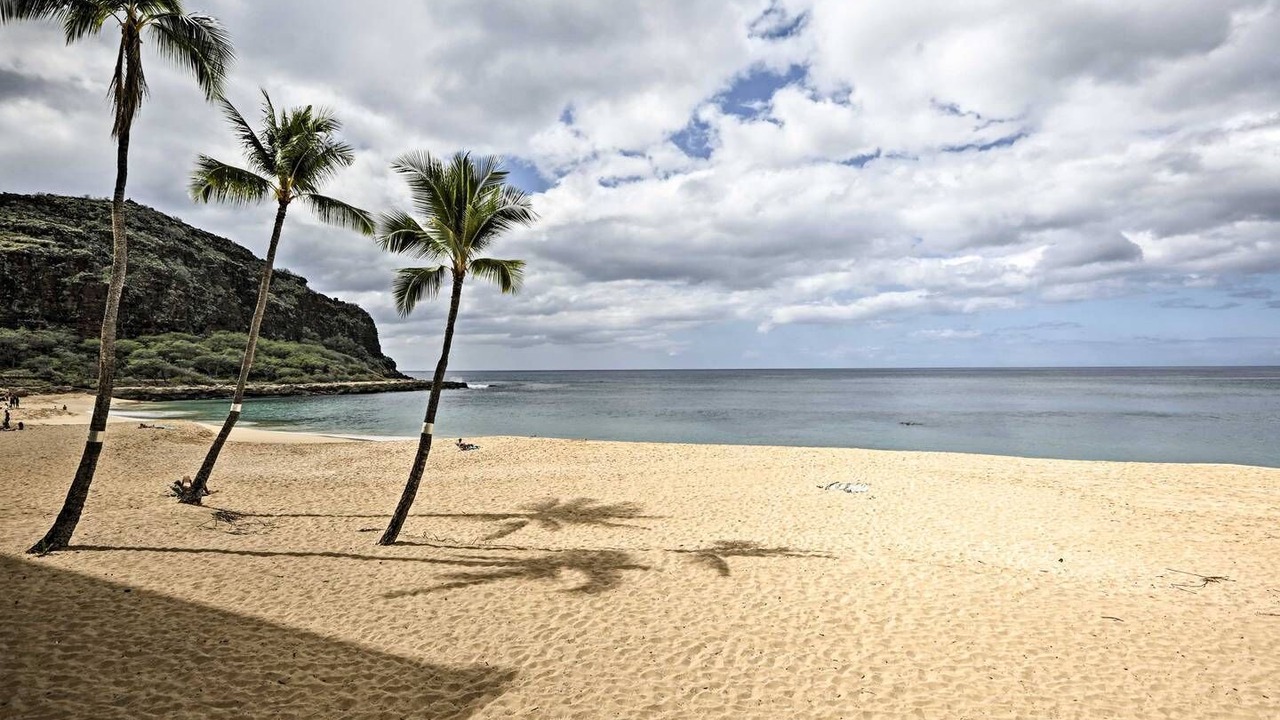 Photo of Others in Makaha