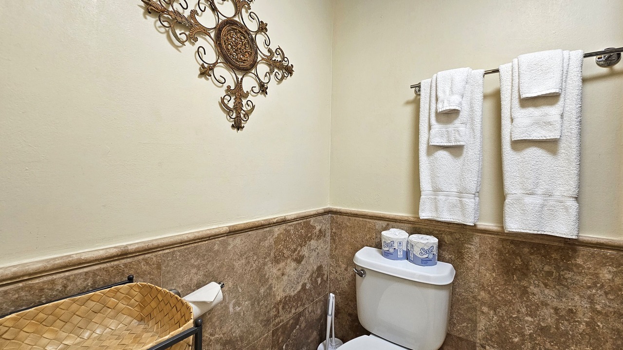Photo of Bathroom in Waikiki