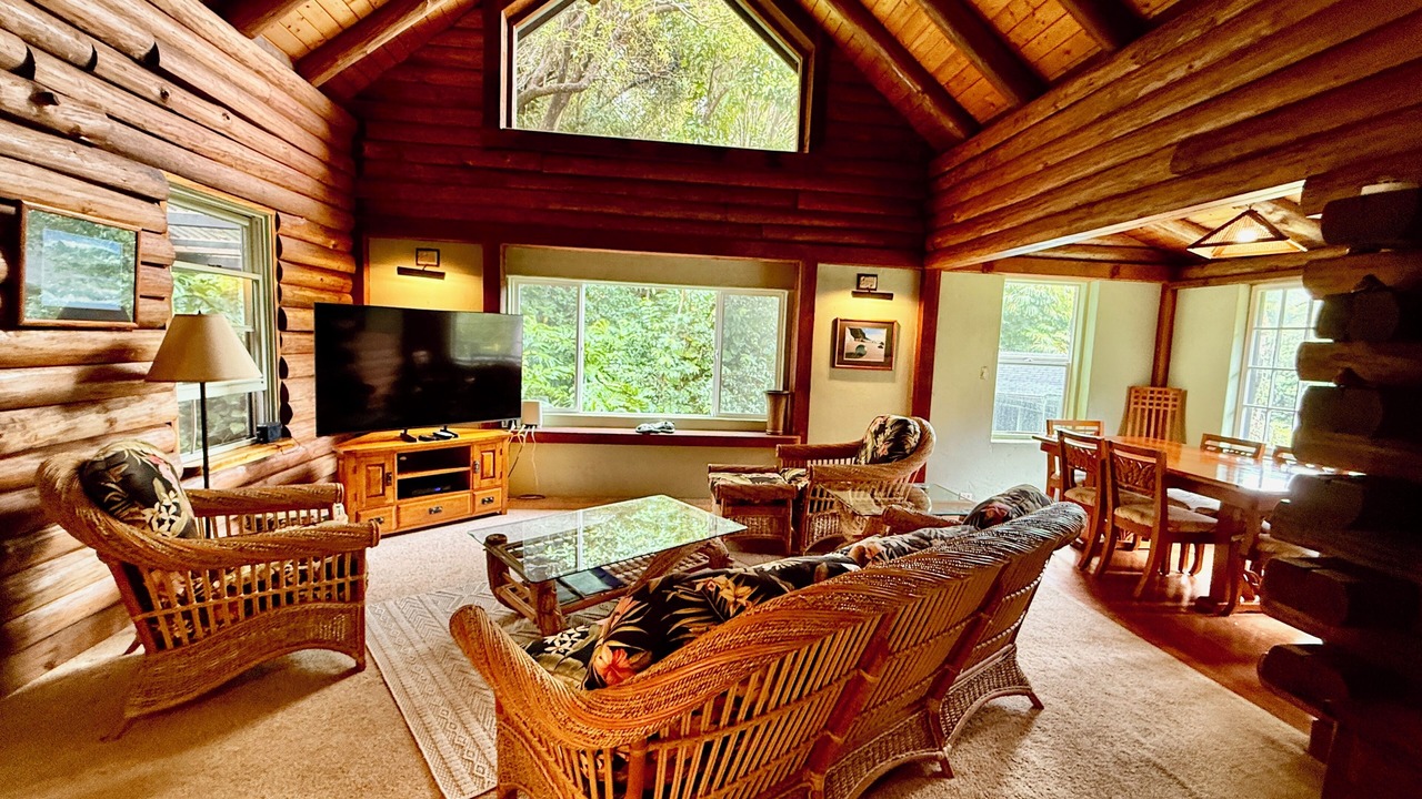 Photo of Livingroom in Makawao