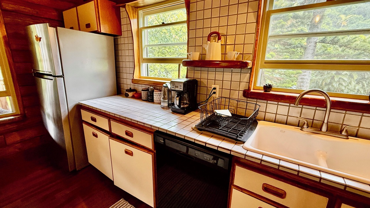 Photo of Kitchen in Makawao