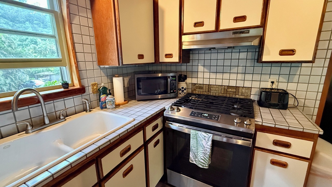 Photo of Kitchen in Makawao