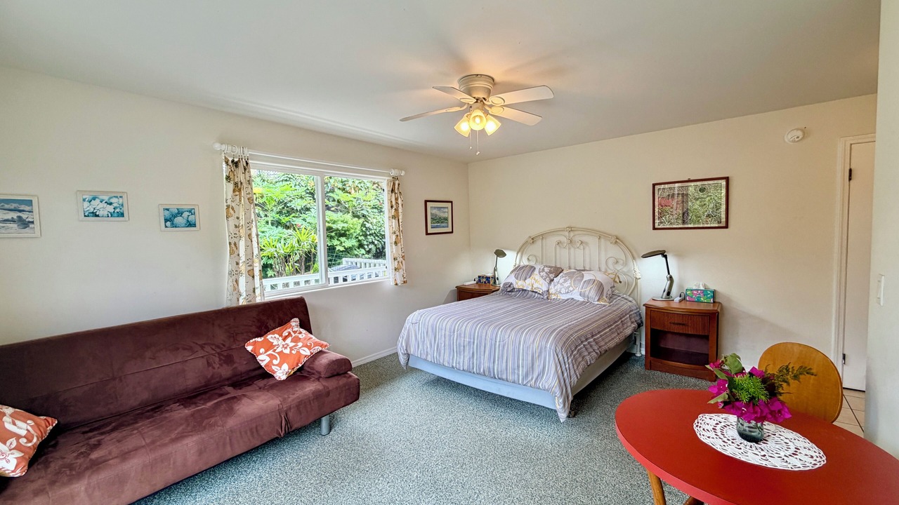 Photo of Bedroom in Kalaoa