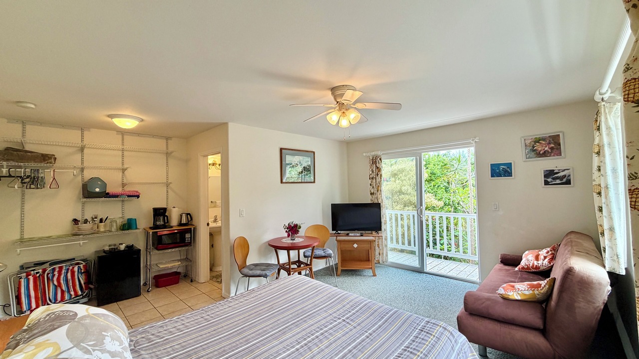 Photo of Bedroom in Kalaoa