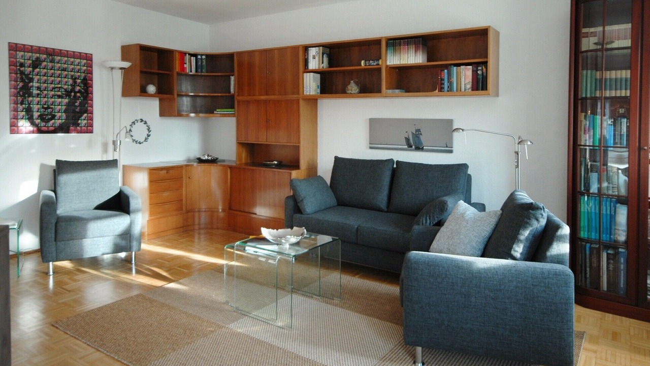 Photo of Livingroom in Center