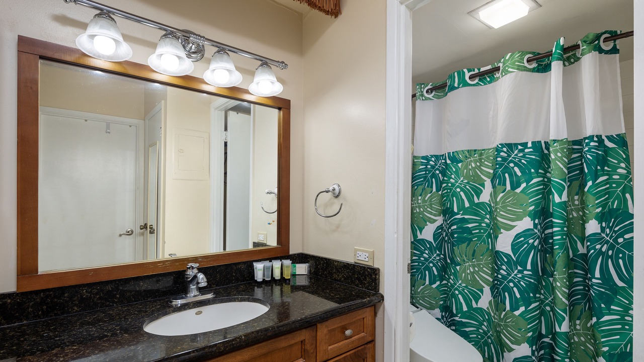Photo of Bathroom in Waikiki