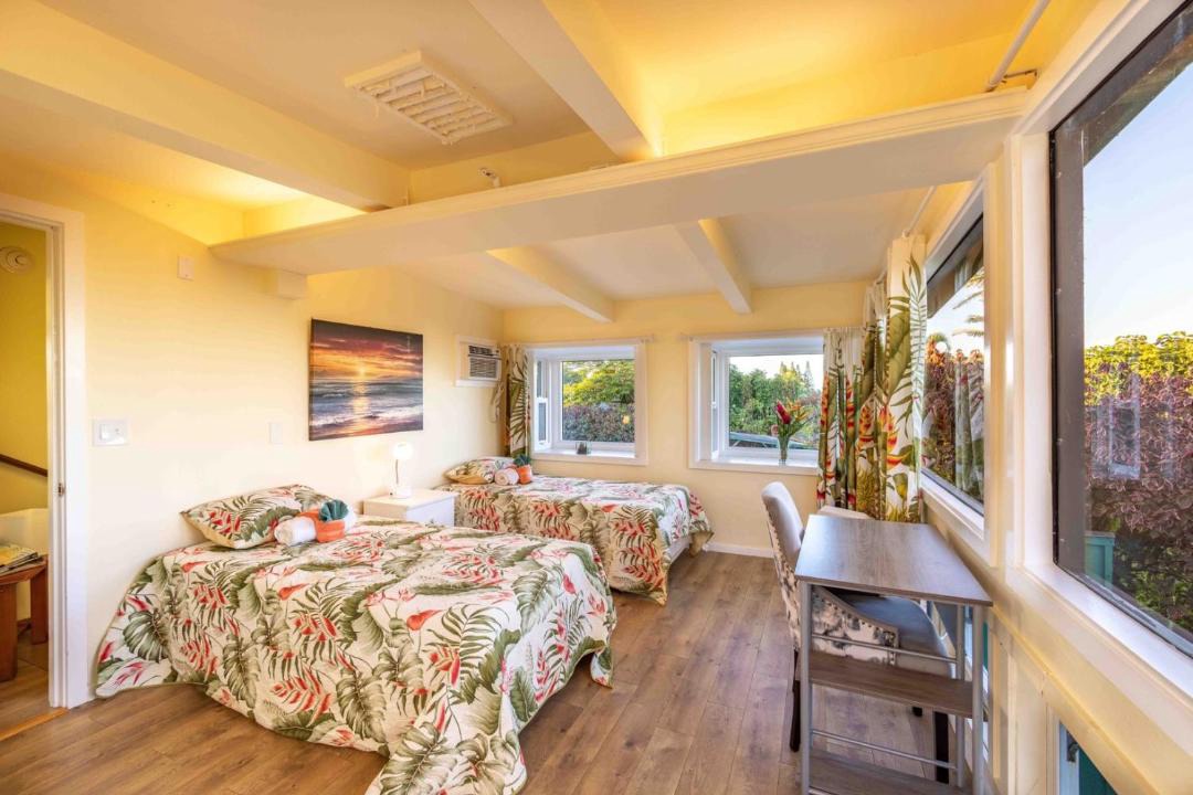 Photo of Bedroom in Haiku