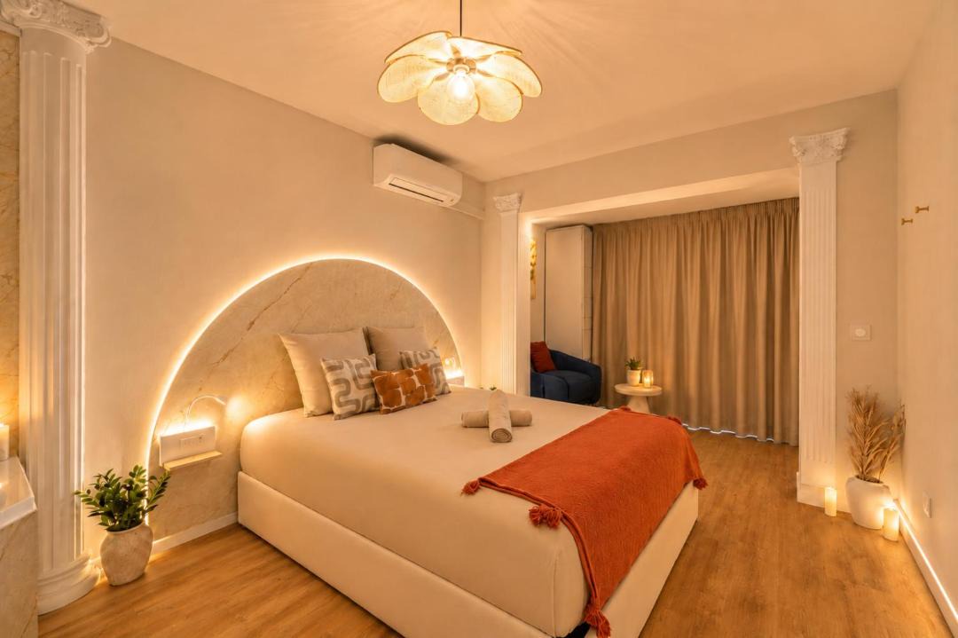 Photo of Bedroom in Villeneuve Loubet Beach