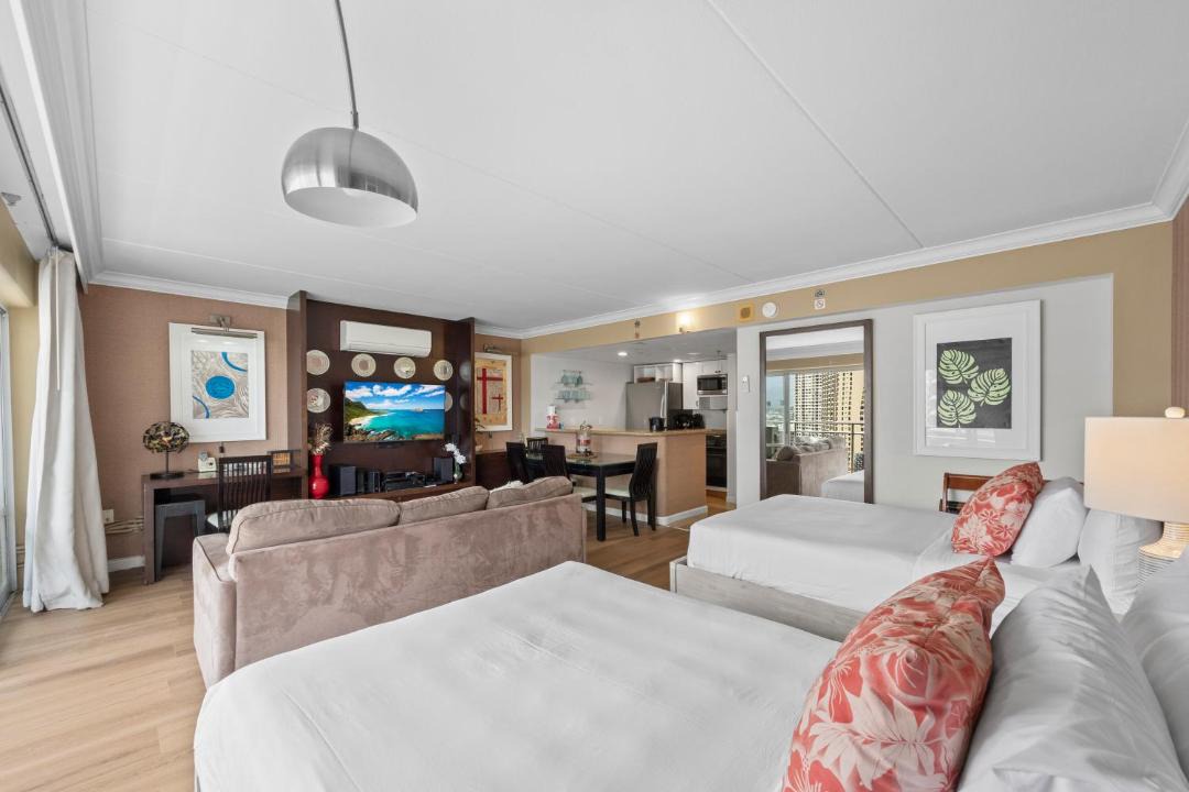 Photo of Bedroom in Waikiki