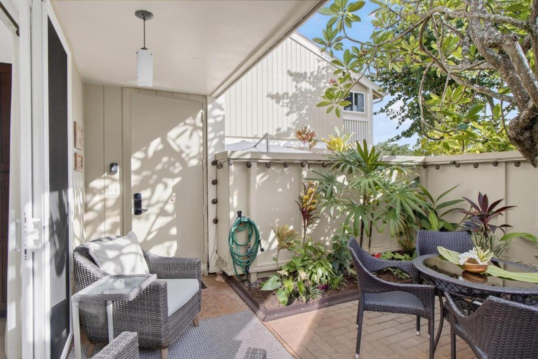 Photo of Patio Balcony in Kahuku