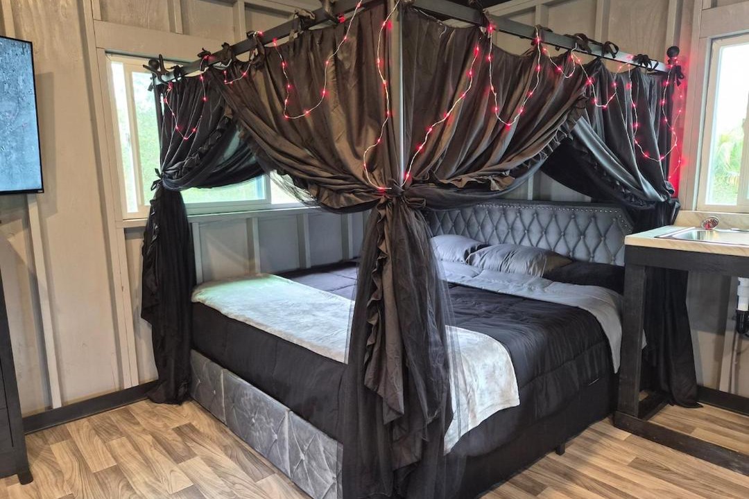 Photo of Bedroom in Kurtistown