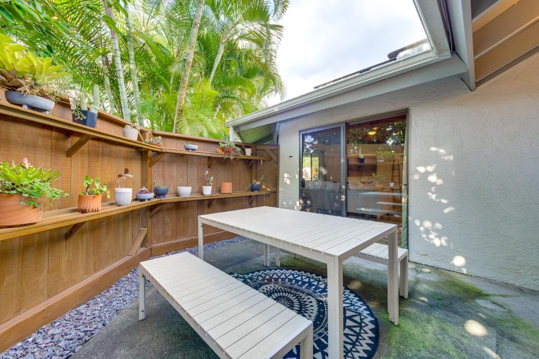 Photo of Patio Balcony in Kona Palisades